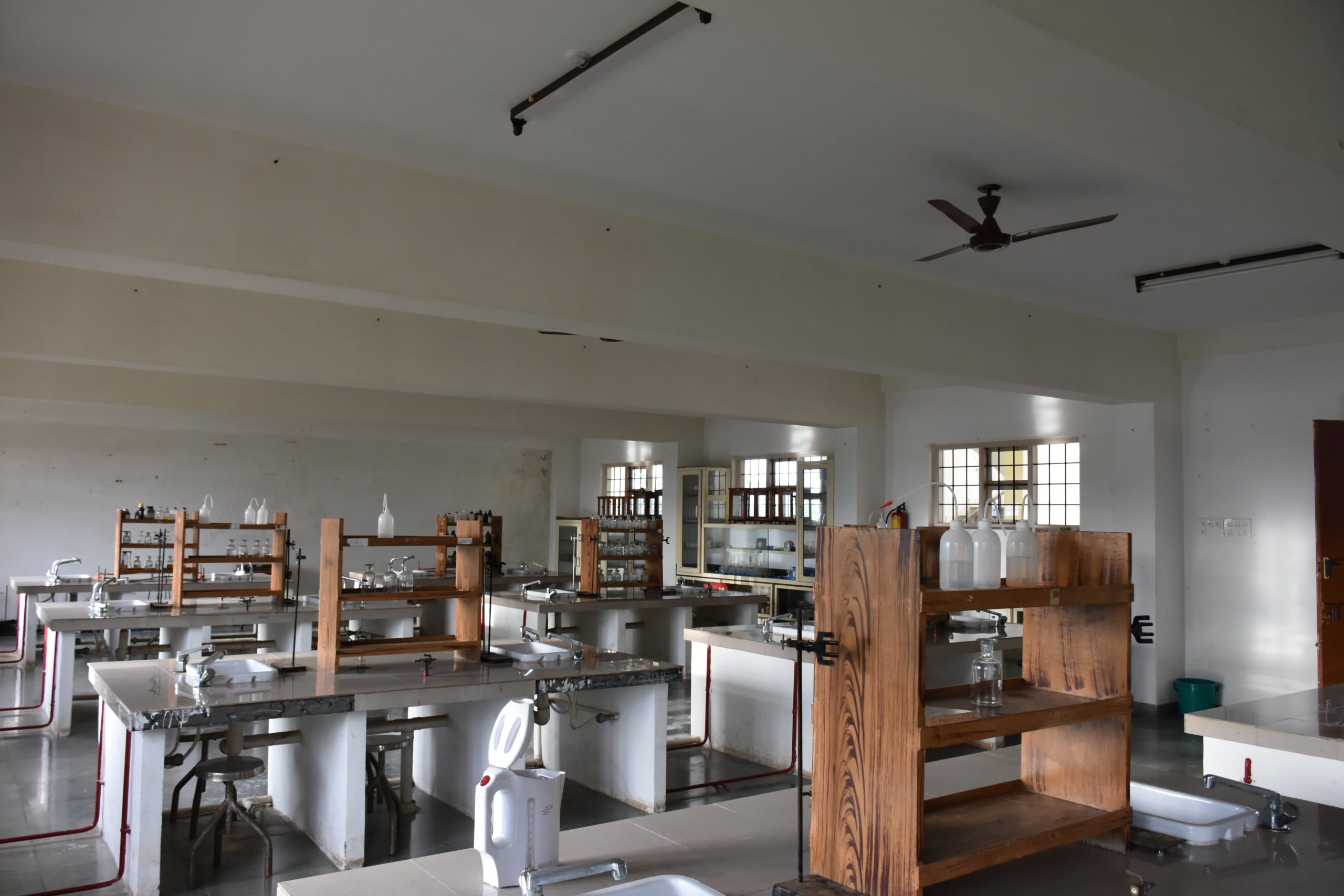 Chemistry-Lab-In-BGSIRS